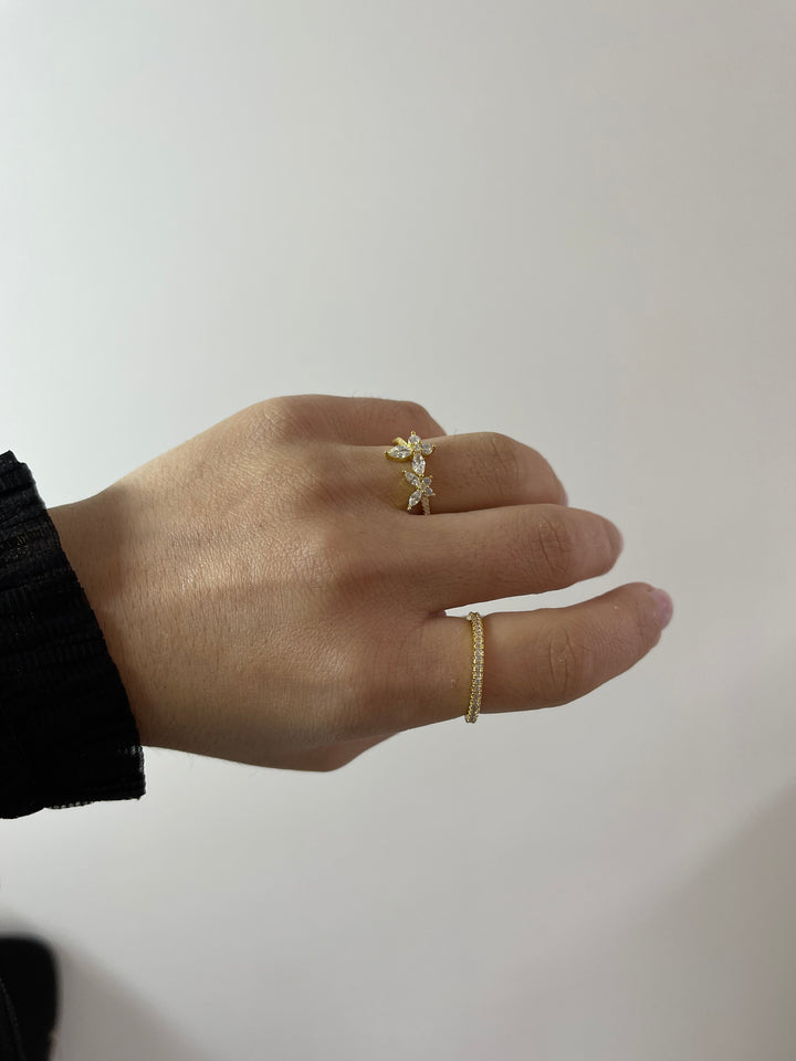 Two flower ring