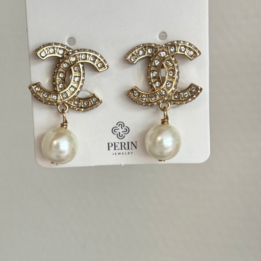 0016 earrings pearl