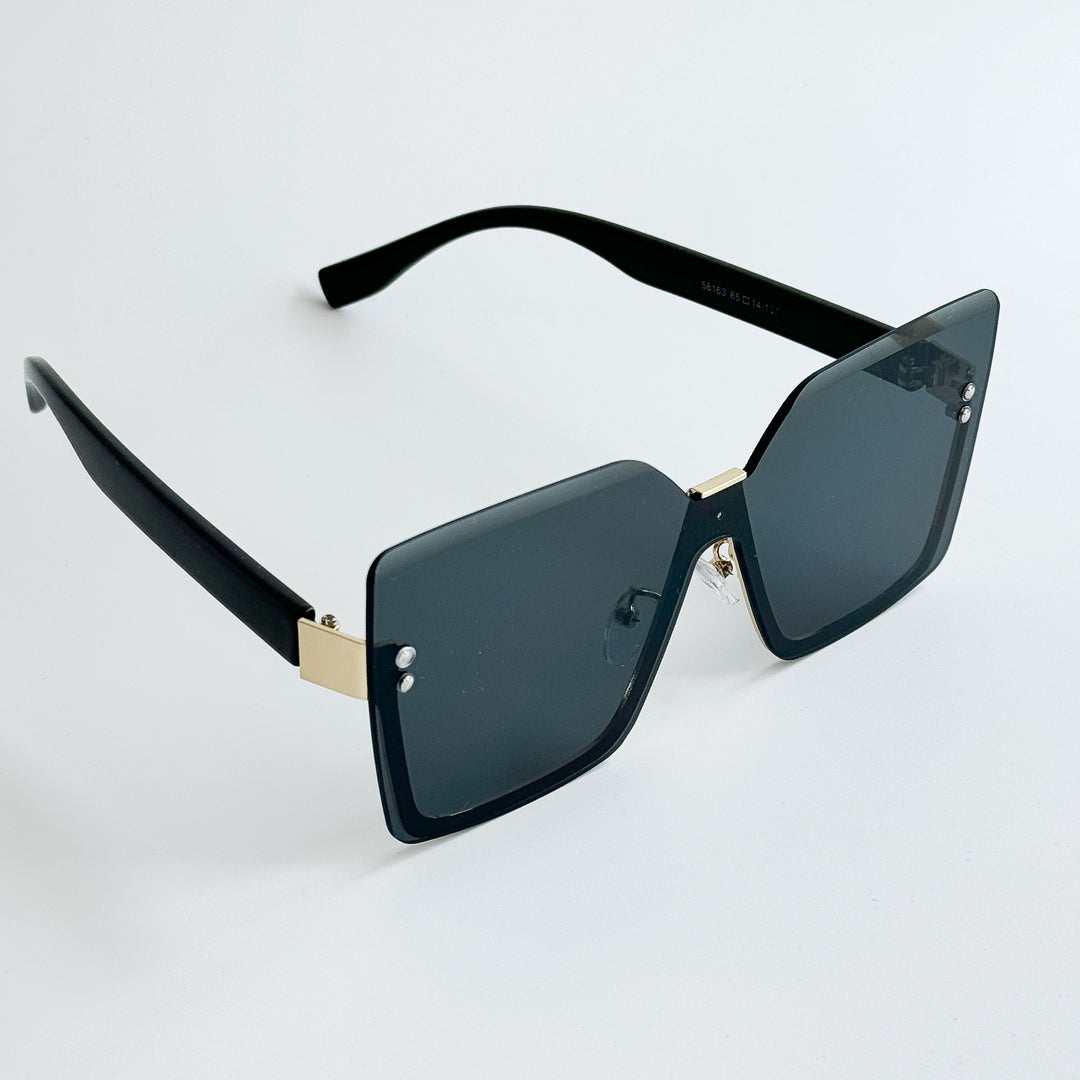 Nur sunglasses