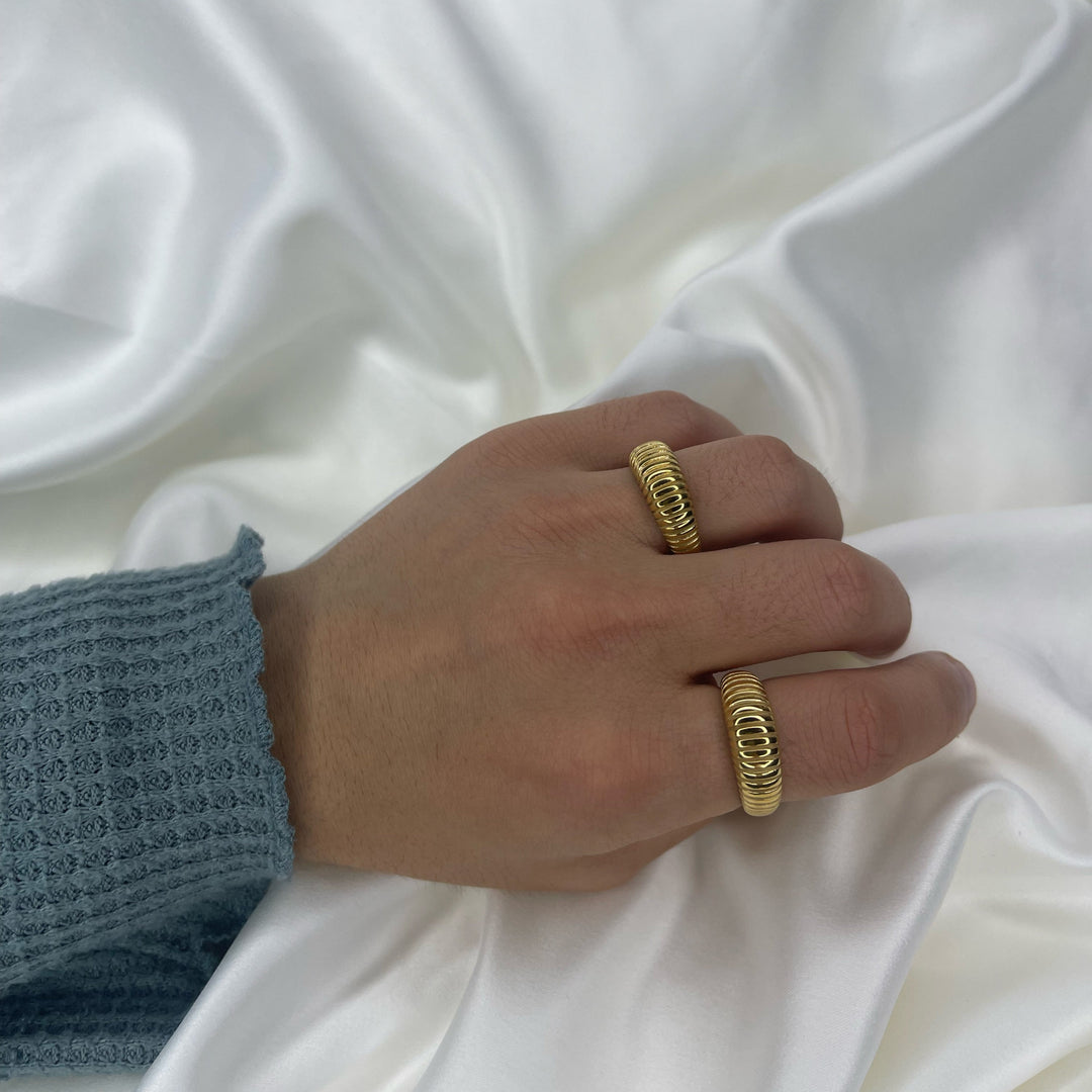 Leni ring gold